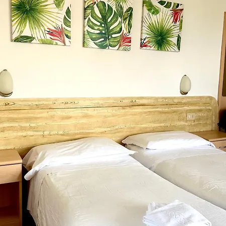 Varone Hotel